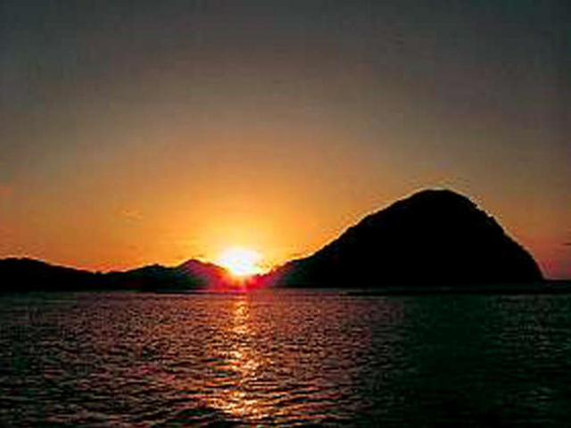 �[�z�S�I�y�e���l�z1km�����������̋e���l�C�݉����Ɉʒu����h_�͂�����@���҂��̏h�@�����