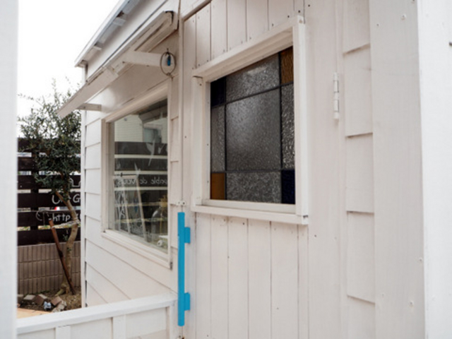 Unit�K���X�H�[����
�����̑��̓T���h�u���X�g�Œ�������A�X�e���h�O���X���͂ߍ��񂾂肵�Ă��܂��B_Unit�K���X�H�[