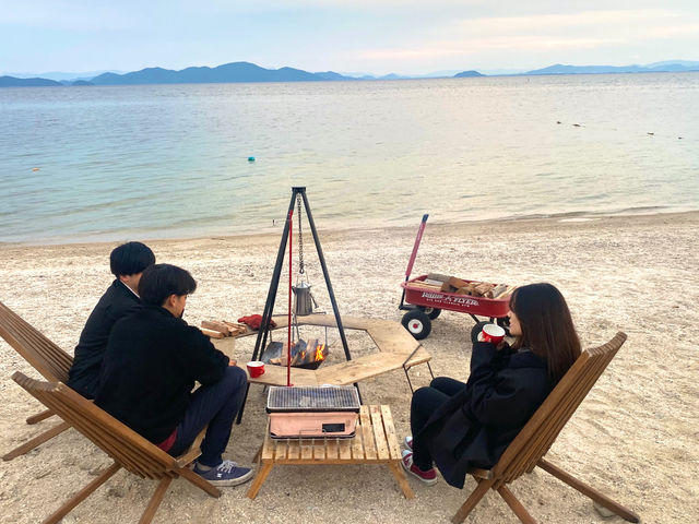 �����΃J�t�F�́A�A�E�g�h�A���S�҂ł��y���߂�I_ASOBIWA HIRA BASE