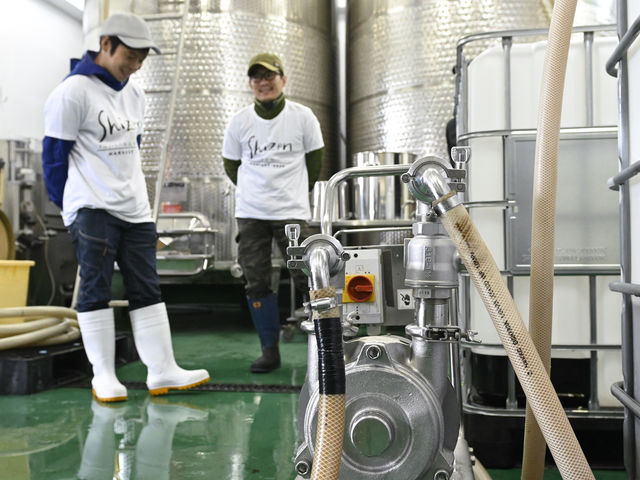 �x�m�R���C�i���[