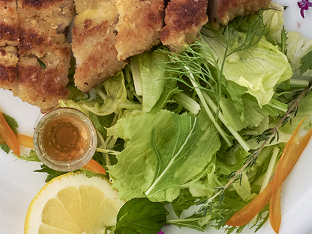 �x�m�R���C�i���[