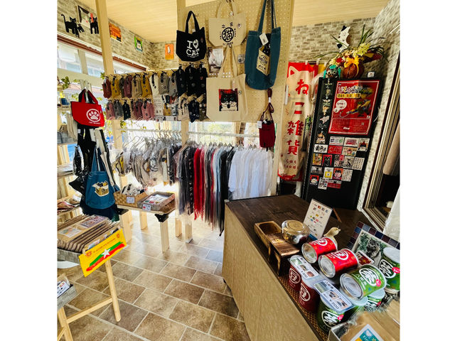 u[x[̎t́AXWւǂBAirPayAAirPayQR𓱓Ă܂̂ŁAeNWbgJ[hAQRR[hgpɂȂ܂B_Cat Berryc