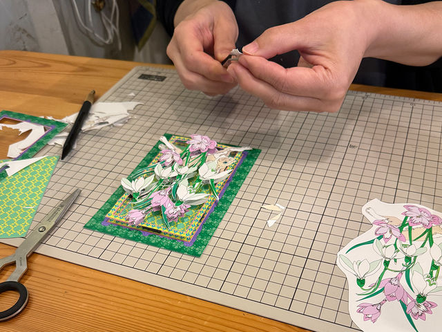 ���q�l�̍�ƕ��i�A_Seri�fs Drawing Studio