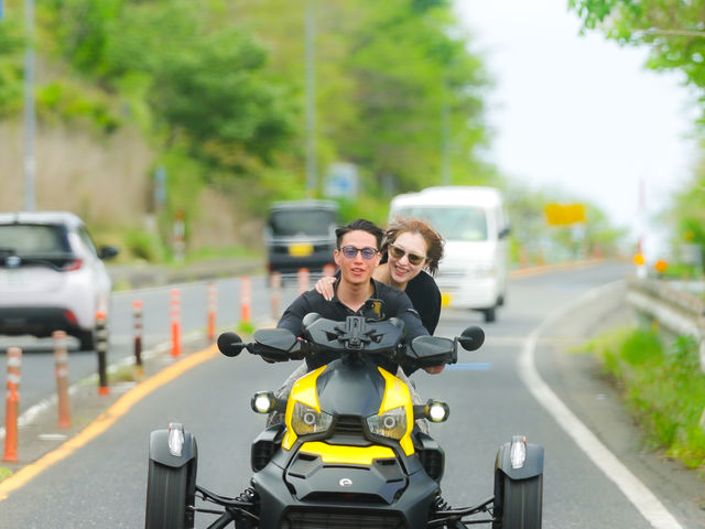 RENTAL TRIKE DAZZLING