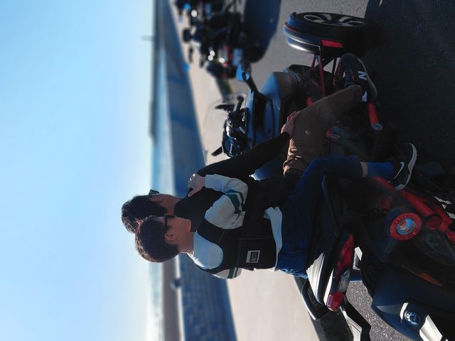 RENTAL TRIKE DAZZLING