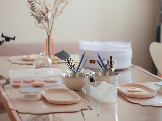 �ޗ��E����E�����A��p�̗e��͂��ׂĂ��p�ӂ��Ă��܂��B_Palette Cooking