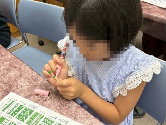 �ׂ��y���ŁA�����ɂ�����邱�Ƃ���_������Ж��펯