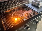 �Ö���COCONE "Garage&barn BBQ" �򕌉H���̎ʐ^2