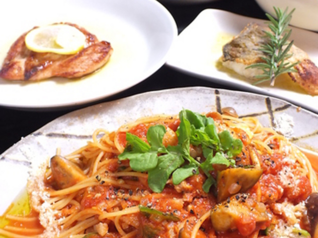 cafe and bar NOLO̎ʐ^1