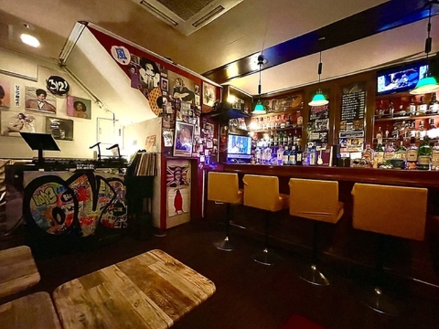 RETRO BAR ���g���o�[ ���g�̎ʐ^1