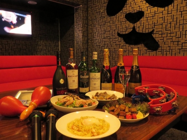 o[ p_Rrbv Bar PANDA Aoyama VIP̎ʐ^1