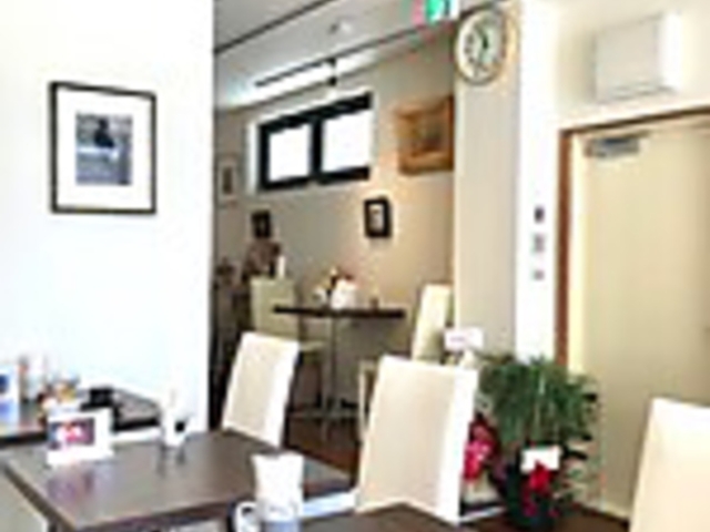 Cafe Cat's Cradle Lbc NCh̎ʐ^1