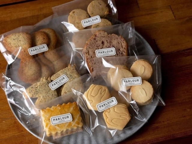 PARLOUR HARMAS�̎ʐ^1