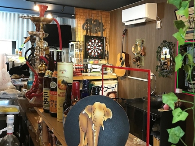 ELEPHANT HOUSE̎ʐ^1