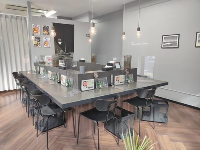 Menya Ikuzo Tokyo CN]EgELE̎ʐ^1