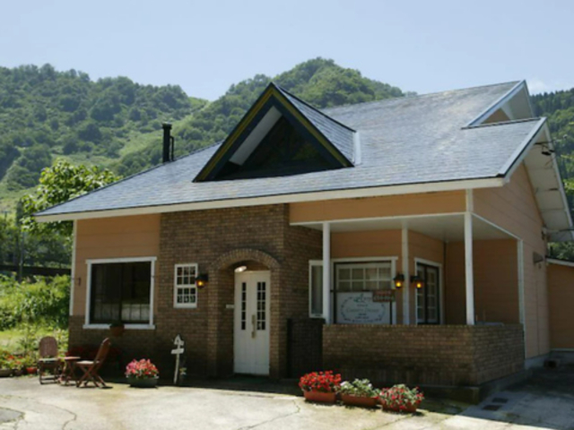 GUESTHOUSE CAFE&BAR UNILA QXgnEX JtFAho[ j̎ʐ^1