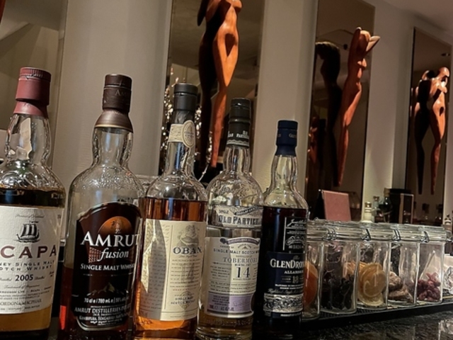 BAR AC depth  o[ G[V[fvX̎ʐ^1