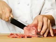 飛騨牛焼肉 牛ざんまい 御器所店の写真1