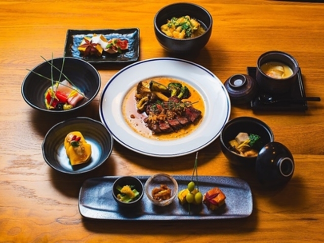 � ���B DINING ���ܓc�̎ʐ^1