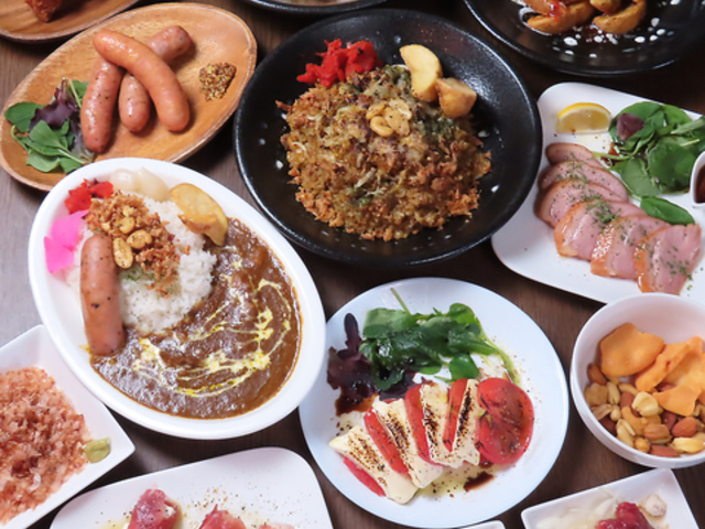 �T���S�[�J���[�O��/35�_�C�j���O�o���̎ʐ^1