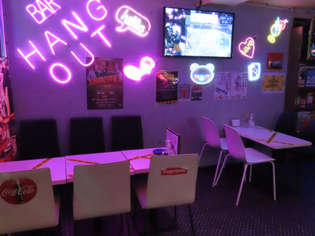 _[co[BAR HANG OUT̎ʐ^1