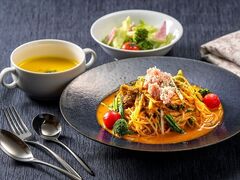 JtF&` ΔȂ̕ ][gr̕ze̎ʐ^1