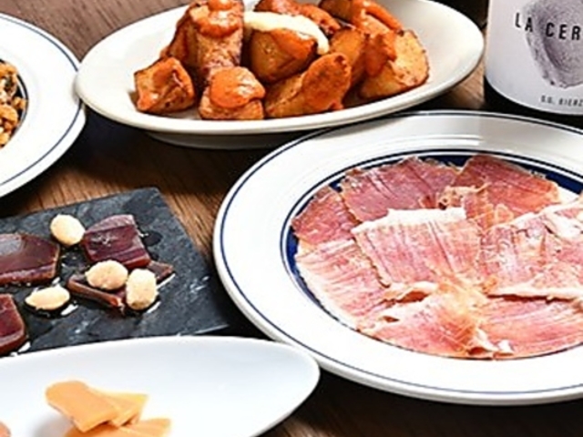 �J�T���[�i ���l�����h�}�[�N�^���[�X�̎ʐ^1