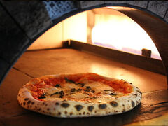 トラットリアポポラーレの写真1