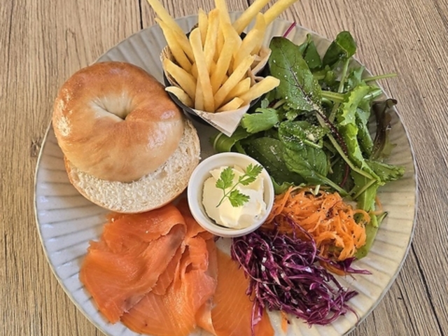 Cafe Threeju �J�t�F �X���[�W���̎ʐ^1