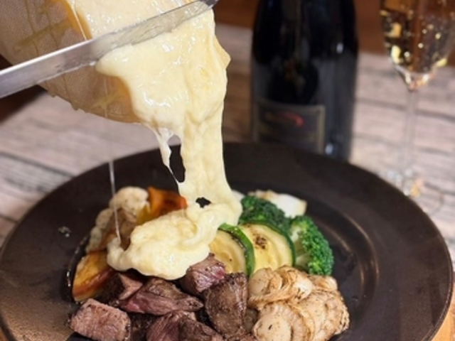 RUNNY CHEESE�i���j�[�`�[�Y�j�̎ʐ^1