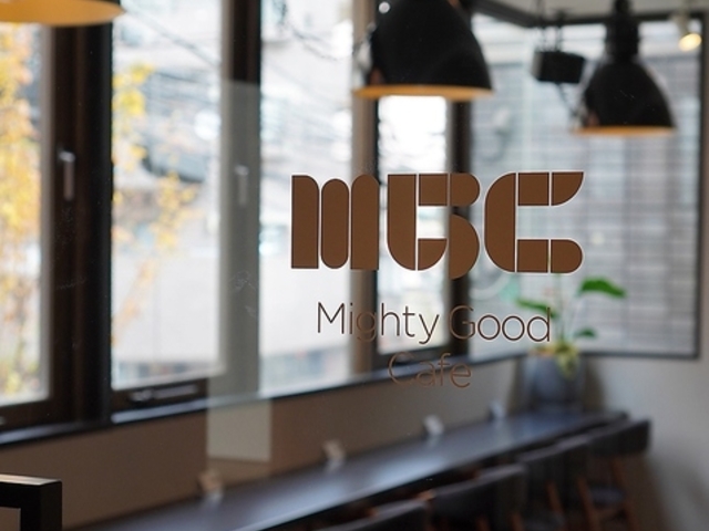 Mighty Good Cafe �}�C�e�B�[�O�b�h�J�t�F�̎ʐ^1