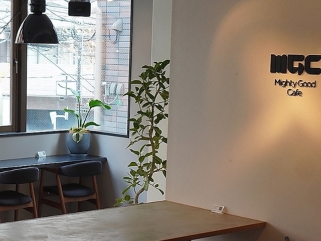Mighty Good Cafe �}�C�e�B�[�O�b�h�J�t�F�̎ʐ^1