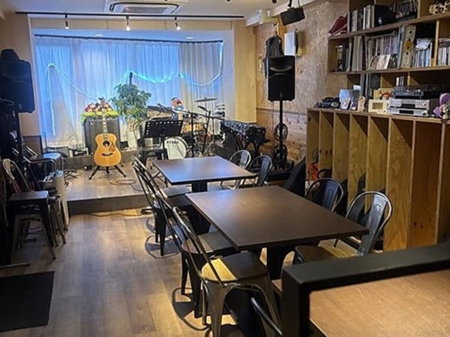 Mr Earl music cafe&bar �~�X�^�[�A�[���̎ʐ^1