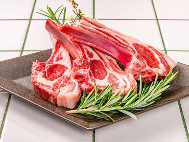 �����V���^�C�� LAMBSTEIN �h�X�̎ʐ^1