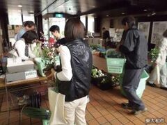 東大和市役所【直売所】の写真1