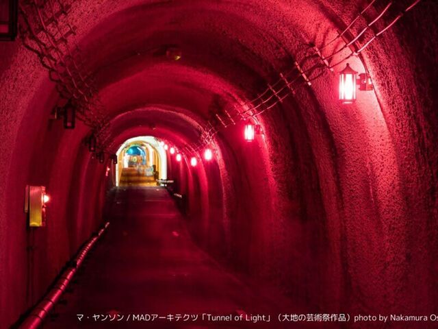 ���Ë��^Tunnel of Light�̎ʐ^1