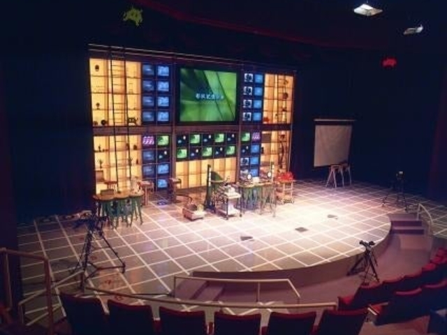 �T�C�G���X���[���h