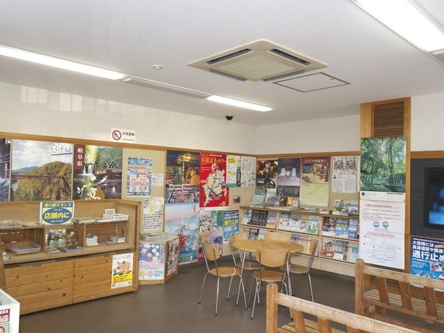 ���̉w�@���b�e