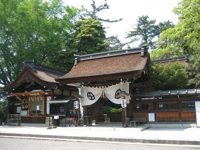 �����_�ЁE��{�����̎ʐ^1