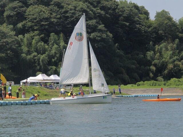 ���S�Ò�B��G�C�m�Z���^�[���Ɂi�h�������j�̎ʐ^1