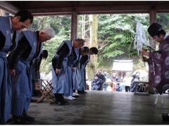 ���g��Ё@�ߕ��Ղ̎ʐ^1