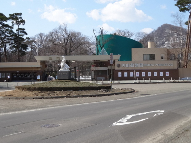 �~�R������