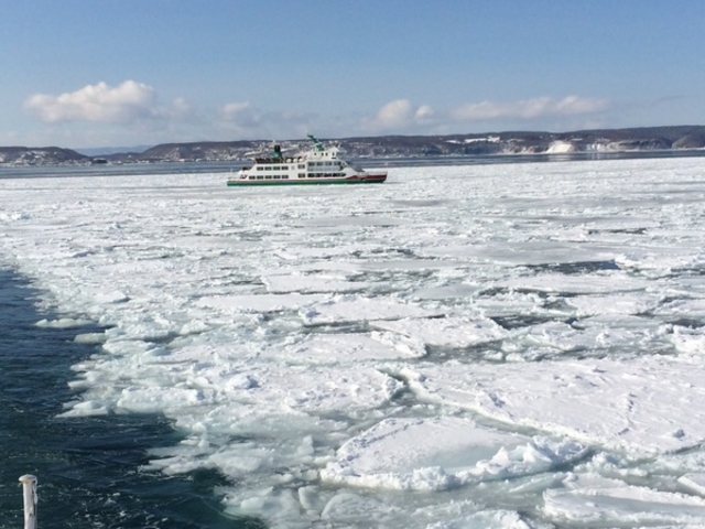 �I�z�[�c�N�C�̗��X