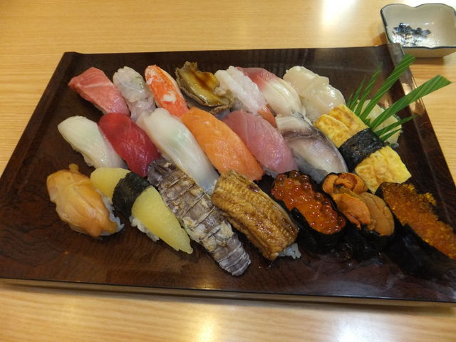 AW[m̎iE@ւ̖ڂ̓eʐ^1