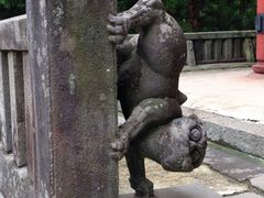 逆さの狛犬_岩木山神社