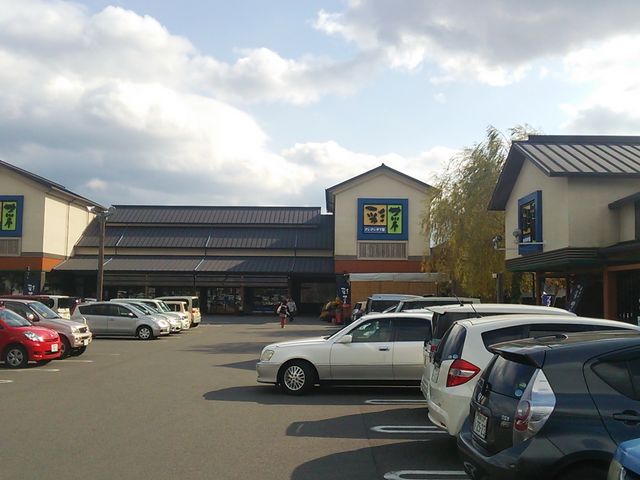 ĉ
i`^cnYn̓XŁAJtF
HnY̐HނgĂB_saisaicafe