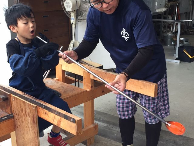 �q���ł��e�؂Ɏw�����Ē����܂����B_�����K���X�H�[�@��