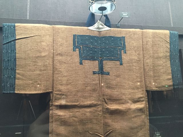 �A�C�k�̐l���������Ă������́B���Ȃ肵������ƐD���Ă���̂��킩��܂��B_����s������