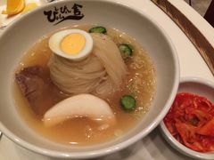 r̂҂҂Ɂ@wOXւ̓eʐ^1