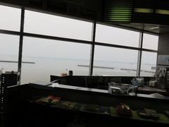 Ă̕lÃA[JXւ̓eʐ^4